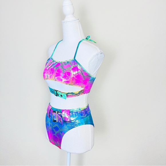 Roma Rainbow Snake Print Underboob & Buckle Rave Set - Picture 2 of 11